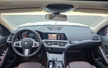 BMW 3 серия, 2021 год, 2 700 000 рублей, 10 фотография