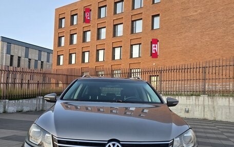 Volkswagen Passat B7, 2012 год, 1 200 000 рублей, 2 фотография