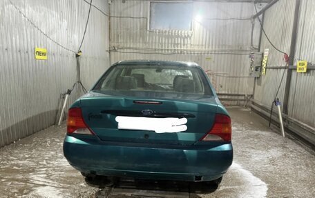 Ford Focus IV, 2001 год, 145 000 рублей, 3 фотография