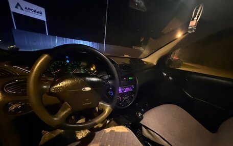 Ford Focus IV, 2001 год, 145 000 рублей, 5 фотография