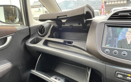 Honda Fit Shuttle I рестайлинг, 2012 год, 562 000 рублей, 21 фотография