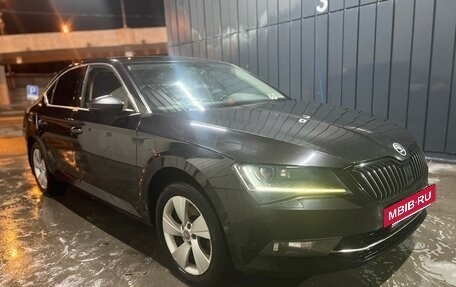 Skoda Superb III рестайлинг, 2016 год, 1 450 000 рублей, 7 фотография