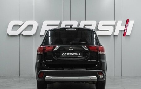 Mitsubishi Outlander III рестайлинг 3, 2018 год, 2 100 000 рублей, 4 фотография