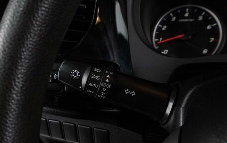 Mitsubishi Outlander III рестайлинг 3, 2018 год, 2 100 000 рублей, 12 фотография