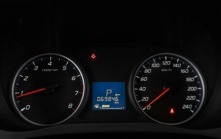 Mitsubishi Outlander III рестайлинг 3, 2018 год, 2 100 000 рублей, 14 фотография