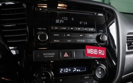 Mitsubishi Outlander III рестайлинг 3, 2018 год, 2 100 000 рублей, 15 фотография