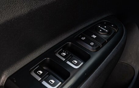 KIA Rio IV, 2018 год, 1 530 000 рублей, 19 фотография