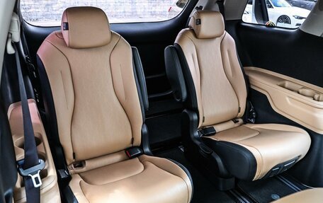 KIA Carnival, 2021 год, 3 819 000 рублей, 10 фотография
