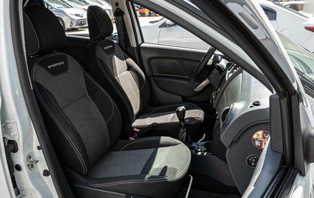 Renault Logan II, 2022 год, 1 295 000 рублей, 8 фотография