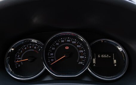 Renault Logan II, 2022 год, 1 295 000 рублей, 15 фотография