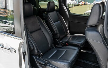Toyota Esquire I, 2018 год, 2 310 000 рублей, 9 фотография