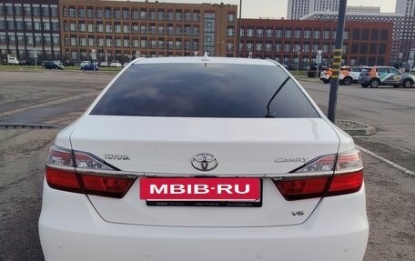 Toyota Camry, 2017 год, 3 230 000 рублей, 5 фотография