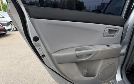 Mazda Axela, 2004 год, 547 000 рублей, 18 фотография