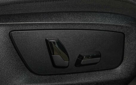 BMW 5 серия, 2019 год, 2 999 000 рублей, 14 фотография