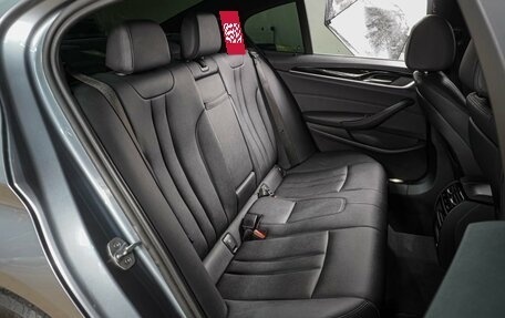 BMW 5 серия, 2019 год, 2 999 000 рублей, 7 фотография