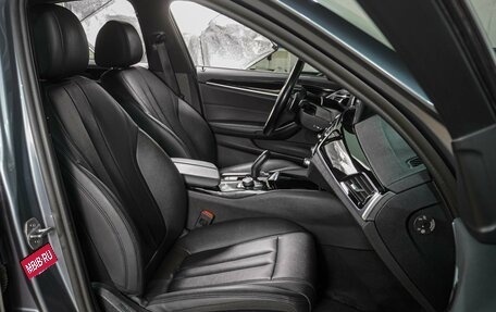 BMW 5 серия, 2019 год, 2 999 000 рублей, 8 фотография