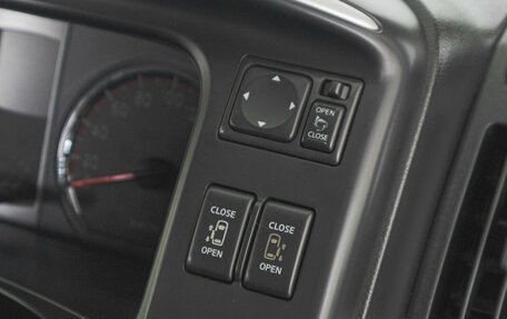 Nissan Serena III, 2009 год, 1 449 000 рублей, 18 фотография