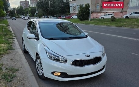 KIA cee'd III, 2014 год, 1 600 000 рублей, 2 фотография