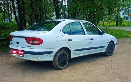 Renault Megane II, 2001 год, 265 000 рублей, 5 фотография
