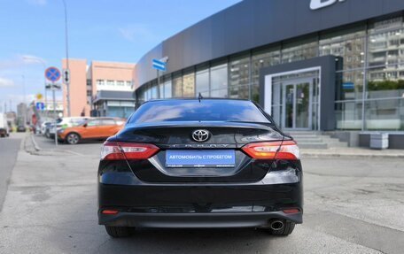 Toyota Camry, 2021 год, 2 990 000 рублей, 5 фотография