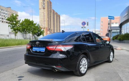 Toyota Camry, 2021 год, 2 990 000 рублей, 4 фотография
