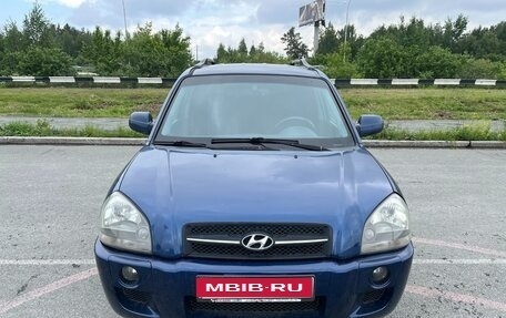 Hyundai Tucson III, 2005 год, 800 000 рублей, 1 фотография