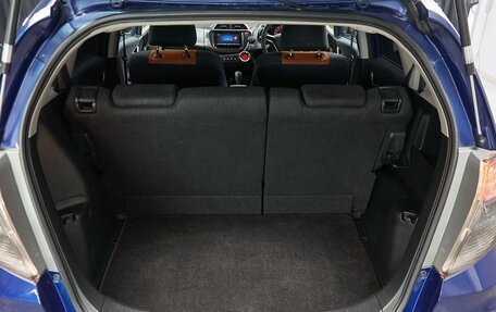 Honda Fit III, 2010 год, 937 000 рублей, 20 фотография