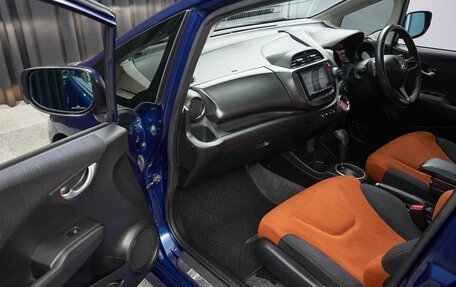 Honda Fit III, 2010 год, 937 000 рублей, 11 фотография
