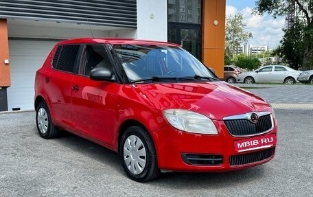 Skoda Fabia II, 2008 год, 320 000 рублей, 2 фотография