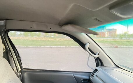Toyota HiAce H200, 2007 год, 949 000 рублей, 11 фотография