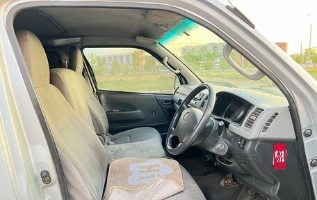Toyota HiAce H200, 2007 год, 949 000 рублей, 10 фотография