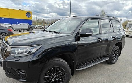 Toyota Land Cruiser Prado 150 рестайлинг 2, 2021 год, 6 390 000 рублей, 6 фотография