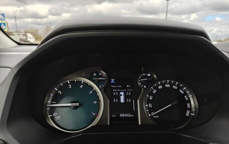 Toyota Land Cruiser Prado 150 рестайлинг 2, 2021 год, 6 390 000 рублей, 24 фотография