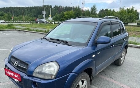 Hyundai Tucson III, 2005 год, 800 000 рублей, 3 фотография