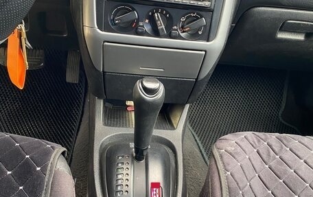 Mitsubishi Carisma I, 2003 год, 180 000 рублей, 10 фотография