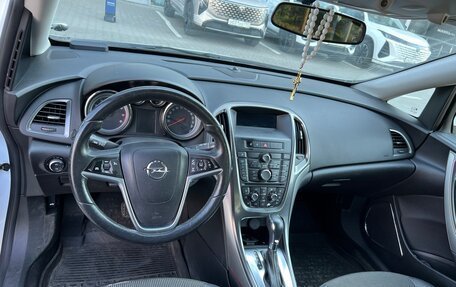 Opel Astra J, 2011 год, 789 000 рублей, 11 фотография