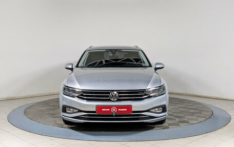 Volkswagen Passat B8 рестайлинг, 2020 год, 2 320 000 рублей, 3 фотография