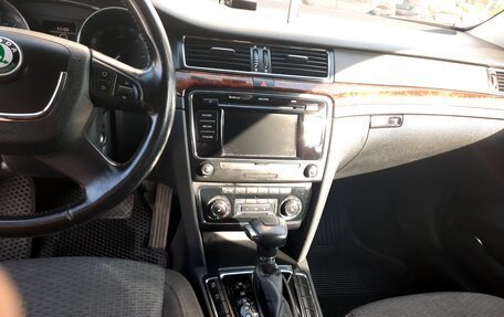 Skoda Superb III рестайлинг, 2012 год, 570 000 рублей, 11 фотография