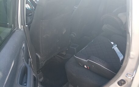Suzuki Ignis II (HR), 2004 год, 350 000 рублей, 17 фотография
