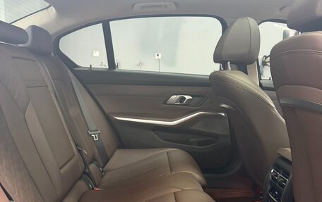 BMW 3 серия, 2023 год, 2 850 000 рублей, 13 фотография