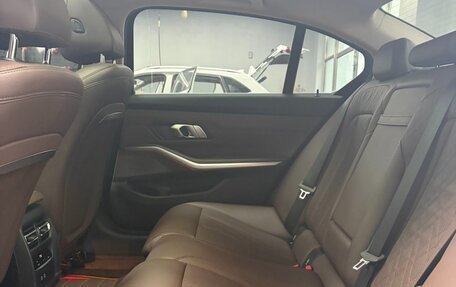 BMW 3 серия, 2023 год, 2 850 000 рублей, 15 фотография