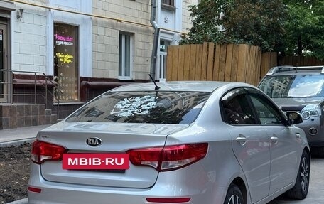 KIA Rio III рестайлинг, 2015 год, 810 000 рублей, 5 фотография