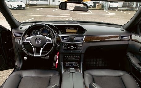 Mercedes-Benz E-Класс, 2013 год, 1 335 000 рублей, 16 фотография