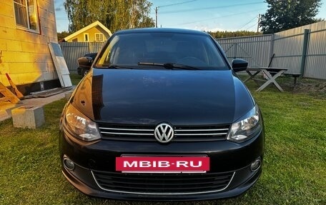 Volkswagen Polo VI (EU Market), 2014 год, 750 000 рублей, 2 фотография
