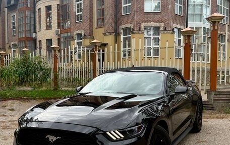 Ford Mustang VI рестайлинг, 2017 год, 2 800 000 рублей, 7 фотография