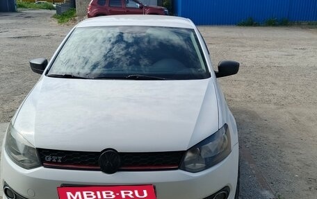 Volkswagen Polo VI (EU Market), 2011 год, 600 000 рублей, 5 фотография