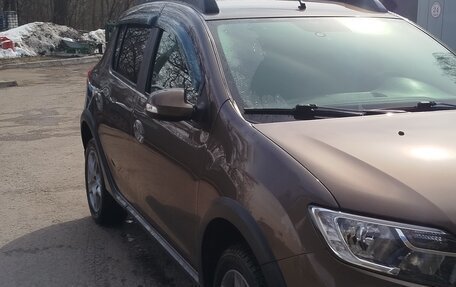 Renault Sandero II рестайлинг, 2021 год, 1 550 000 рублей, 3 фотография