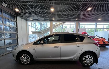Opel Astra J, 2013 год, 610 000 рублей, 6 фотография