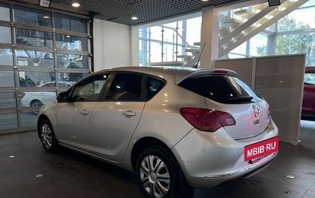 Opel Astra J, 2013 год, 610 000 рублей, 5 фотография