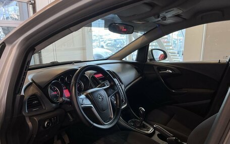 Opel Astra J, 2013 год, 610 000 рублей, 23 фотография